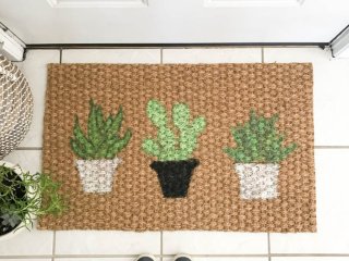 Doormat DIY: Cactus Doormat | My Breezy Room