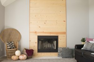 Modern Fall Home Tour 2017: KC home decorated for fall. How to use pink for fall.