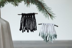 Create simple and modern DIY Christmas ornaments with yarn and twigs! | My Breezy Room