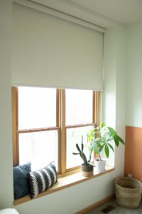 Large Window Blind: How to Cover a Large Window Without Curtains