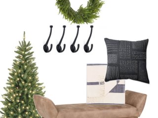 Holiday Entryway Decor Inspiration | My Breezy Room