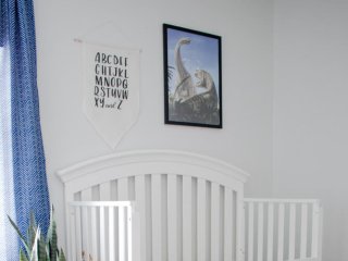 The Most Affordable Way to Find and Print Unique Wall Art | My Breezy Room